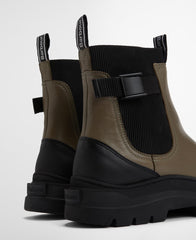 Klara Chelsea Boots